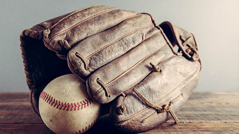 How To Recondition Old Baseball Glove