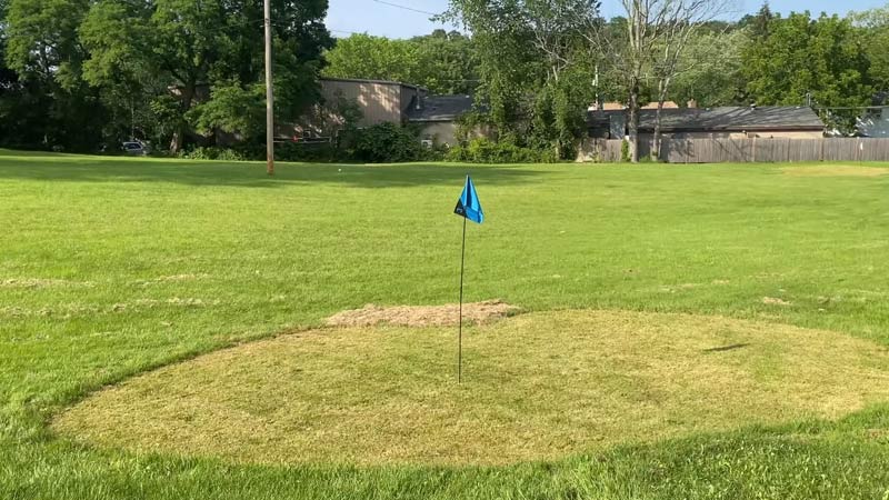 Build a Par 3 in Your Backyard