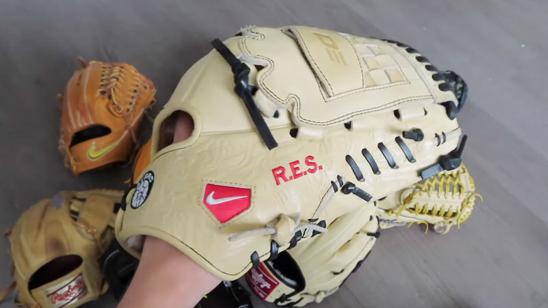 Why Baseball Gloves Are so Expensive