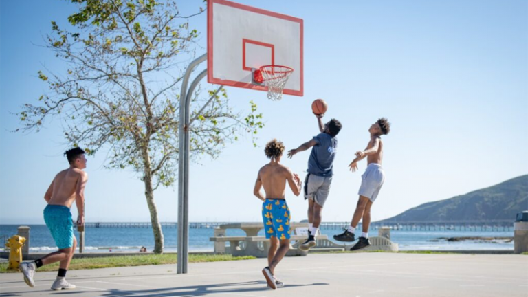 Is It A Travel If You Catch Your Own Airball? - Metro League