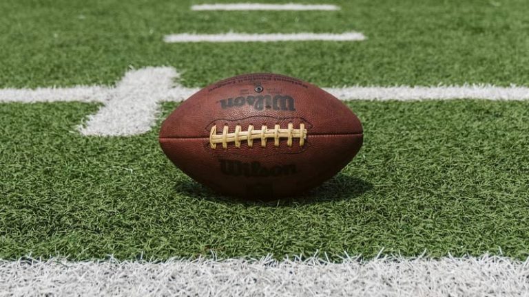What Does 1St 10 Mean In American Football Metro League