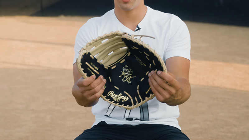 First Baseman's Gloves in Outfield Positions