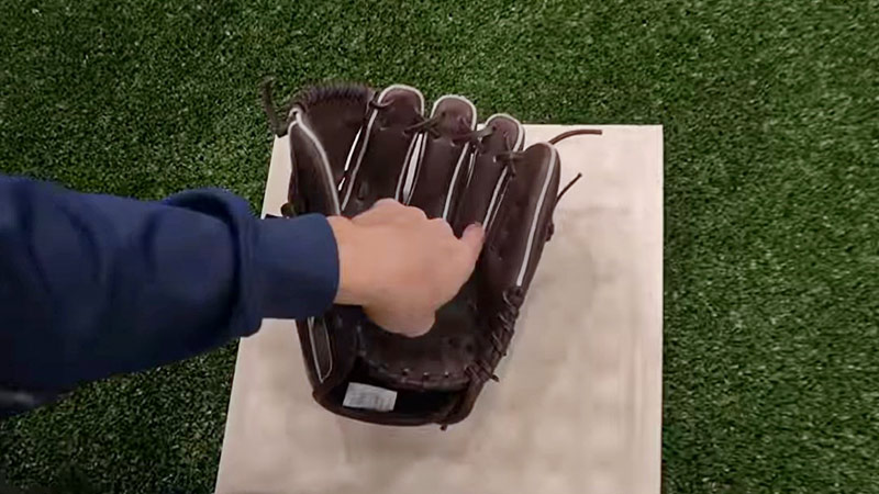Mistakes to Avoid While Glove Steaming at Home