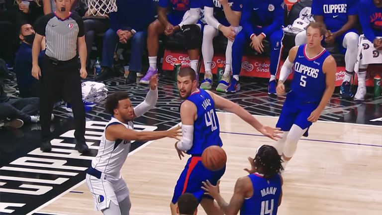How do you count an assist in basketball metro league