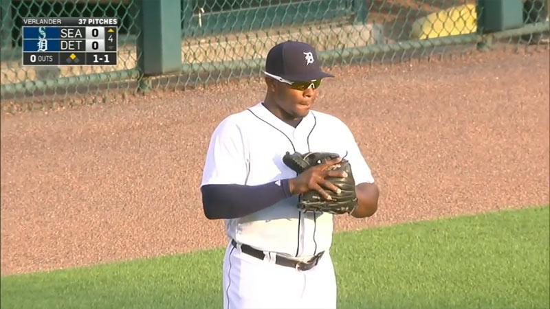 Can you wear polarized sunglasses for baseball