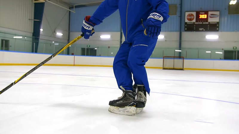 Can you toe stop on ice skates?