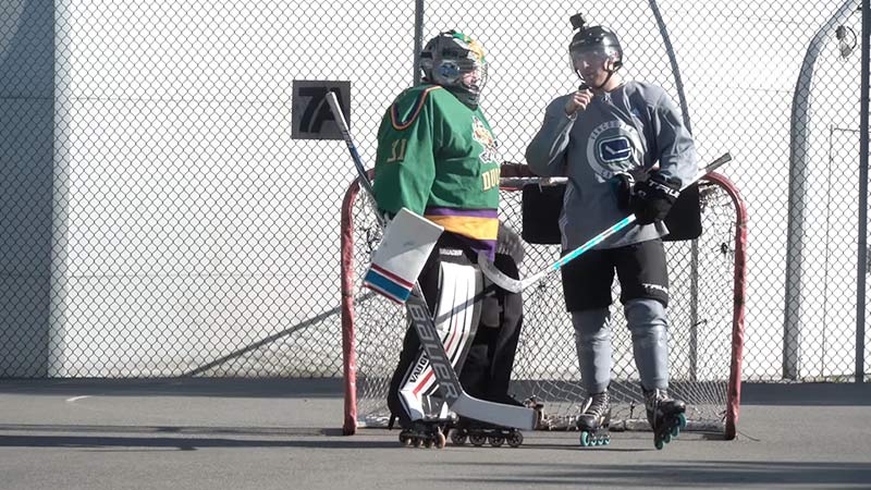 travel street hockey