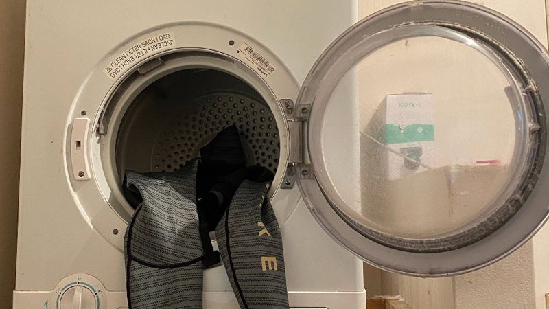 Can you put neoprene in the dryer?