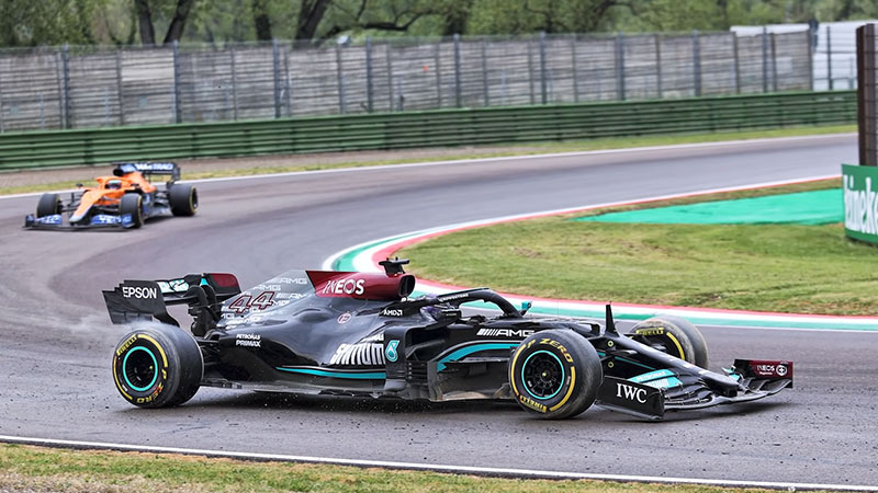 What is the Unlapping rule in F1?
