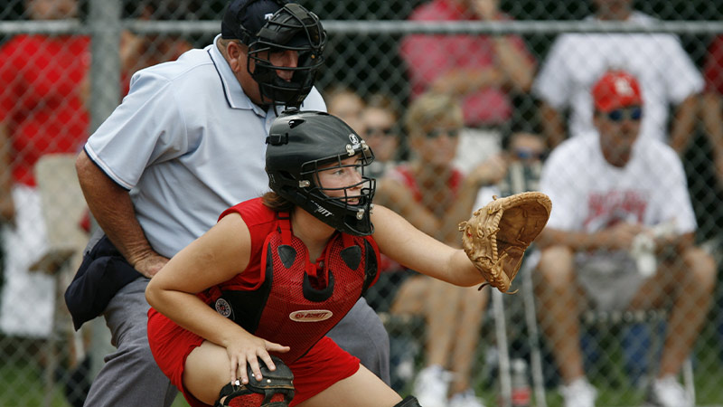 What size baseball glove Should a 14 year old use