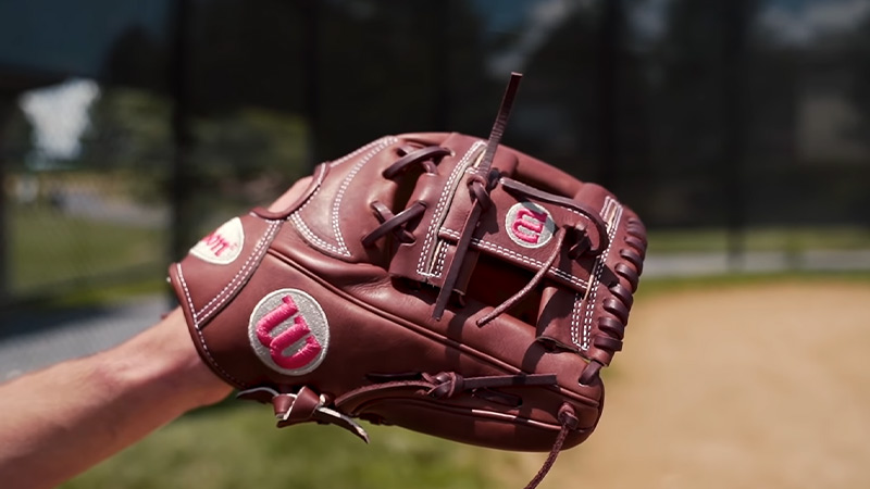 What size baseball glove does my child need