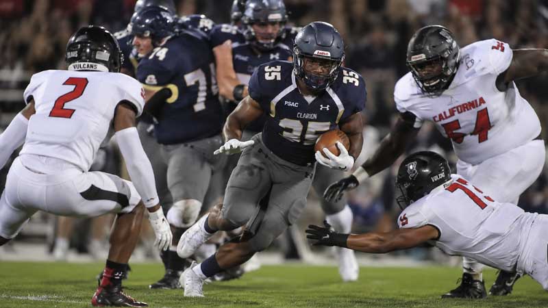 what is a lateral in american football