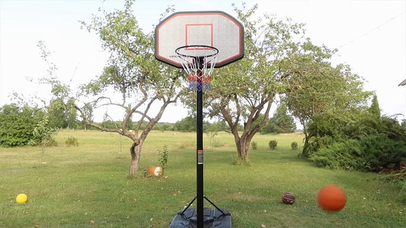 How to Move a Basketball Hoop Filled With Sand 