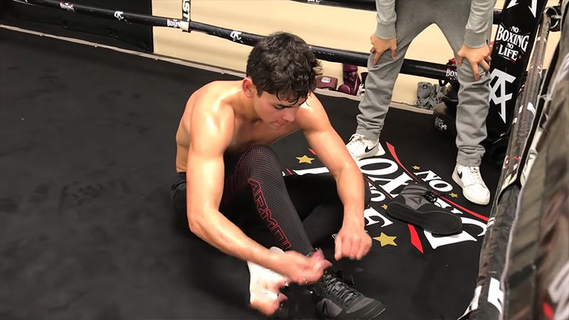 What Boxing Shoes Does Canelo Wear