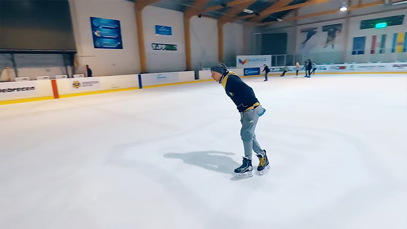Crossover Ice Skating