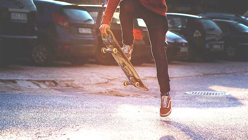 Does Skateboarding Make One Leg Bigger