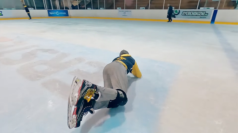 Is it normal to fall ice skating?
