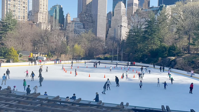 Ice Skating Start In New York