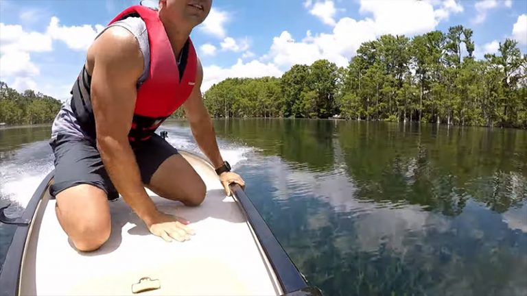 Do You Have To Wear A Life Vest While Kayaking Metro League