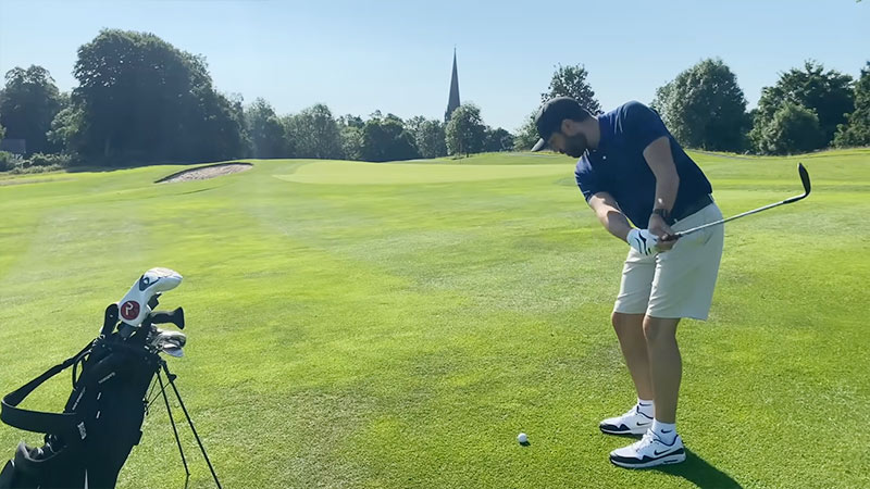 Left Handed Golfer Use