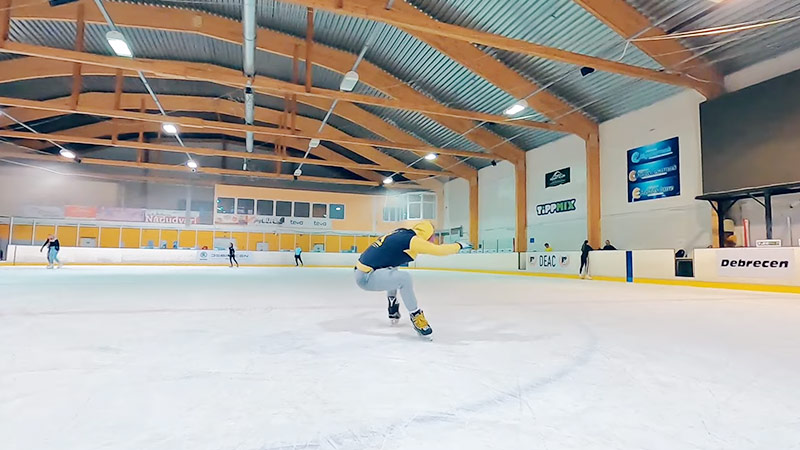 ice skates become popular