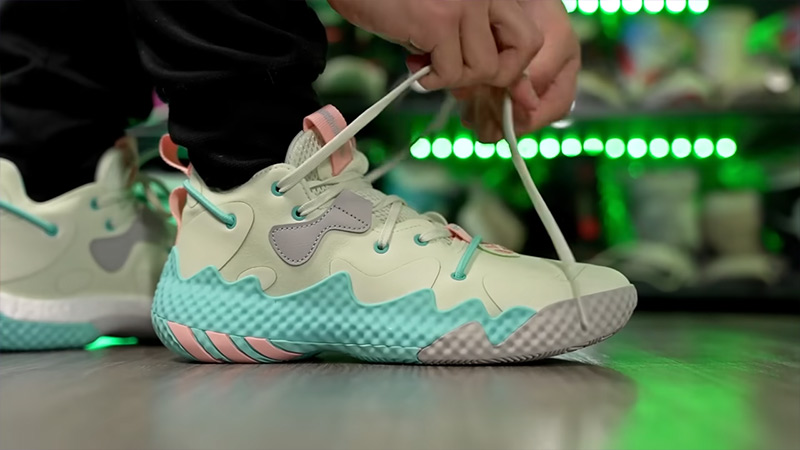 Tie Basketball Shoes