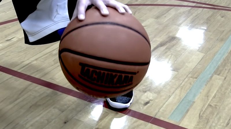 the dots on a basketball for