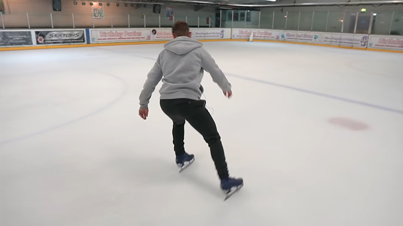 ice skating tone your bum