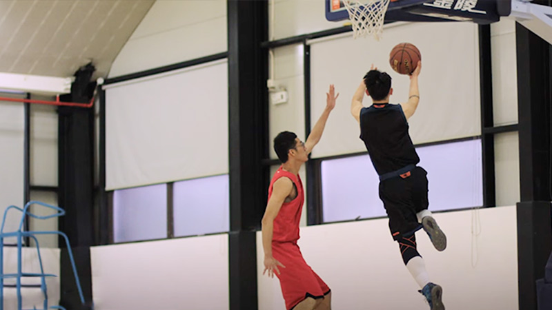 What Is A Layup In Basketball? - Metro League