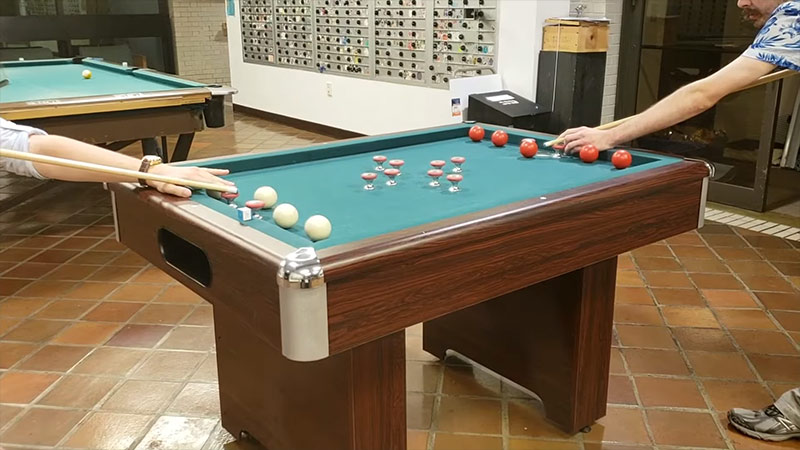 Bumper-Pool-Table