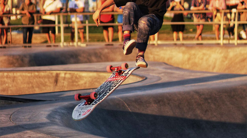 What Is A No Comply Skateboard Trick