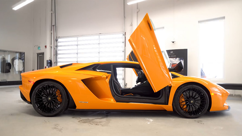 Do Lamborghinis Have Back Seats Metro League