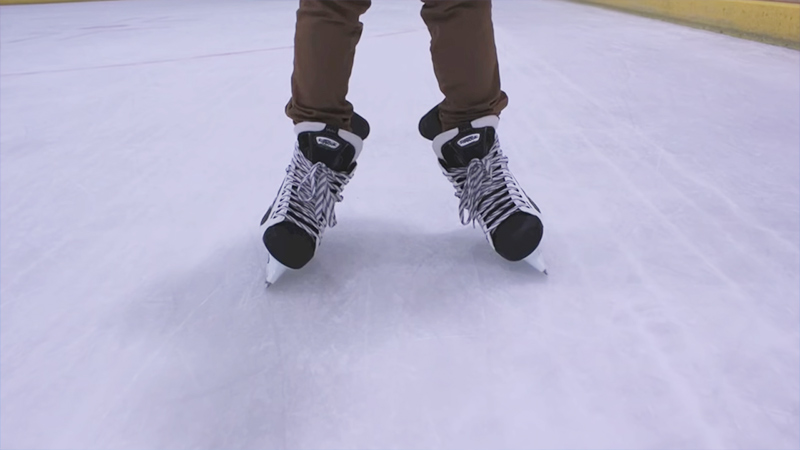 Does Ice Skating Hurt Your Ankles