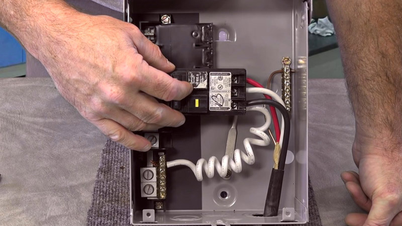 Does Electric for Swimming Pool Heat Pump Need Gfci Protection?