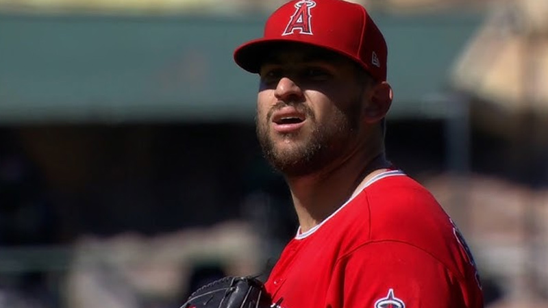 Do Baseball Players Have to Wear Hats?