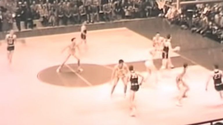 What Is A Bench Point In Basketball? - Metro League
