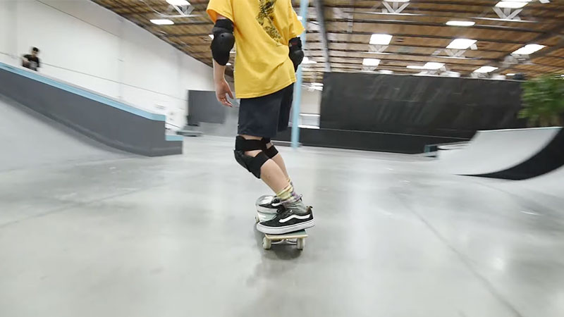Is Regular Skateboard Left Hand