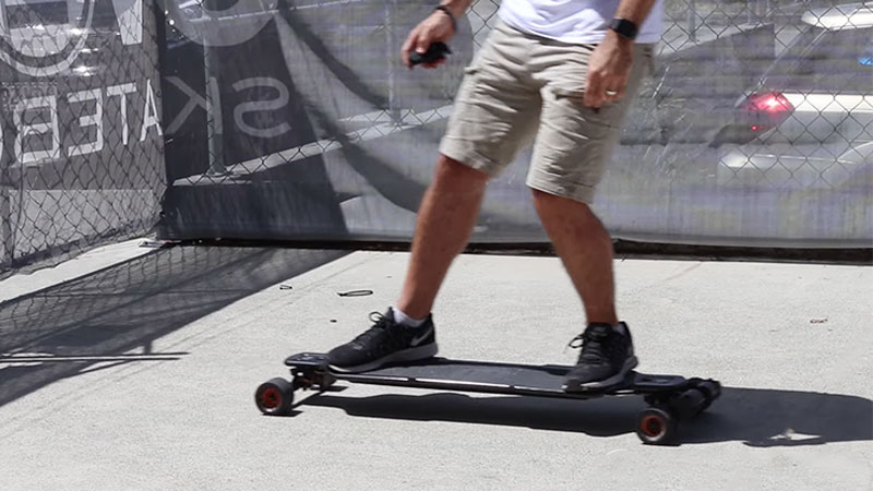 Do Electric Skateboards Have Brakes