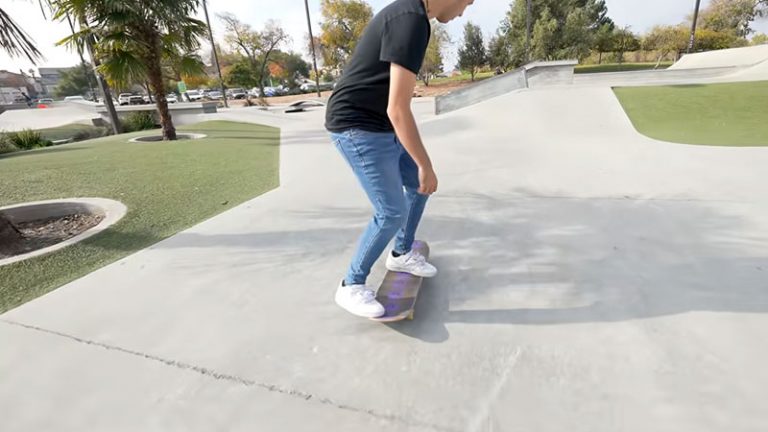 Why Do Skateboarders Wear Skinny Jeans Metro League