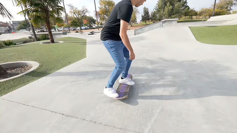 Why Do Skateboarders Wear Skinny Jeans