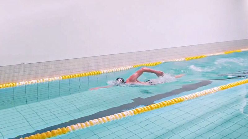 Does Swimming Stretch Your Spine?