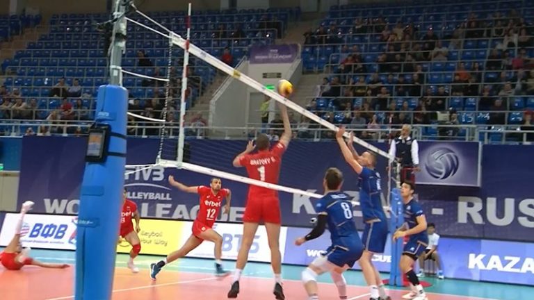 what-is-a-dink-in-volleyball-metro-league