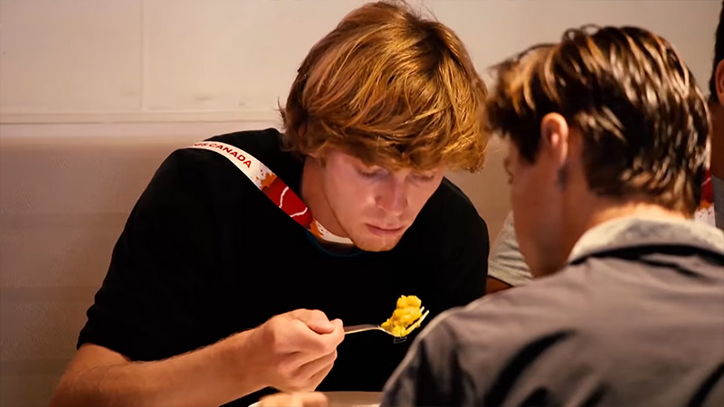 What To Eat Before A Tennis Match