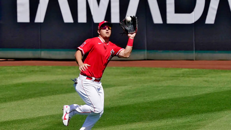 What's A Fly Out In Baseball