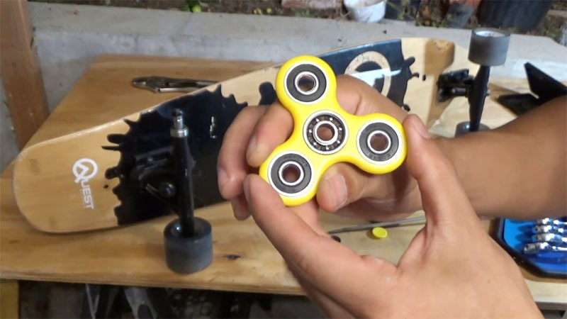 Do Skateboard Bearings Work For Fidget Spinners