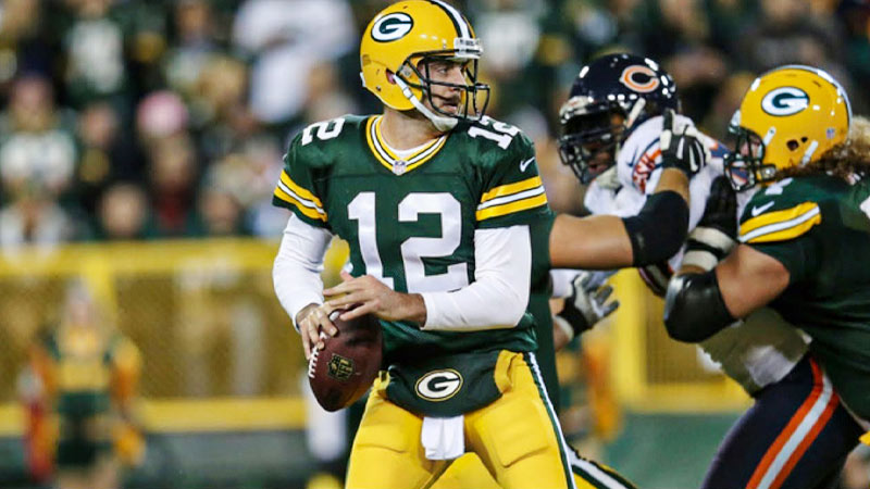 When Did Aaron Rodgers Start Wearing "The Belt" in Football Games?