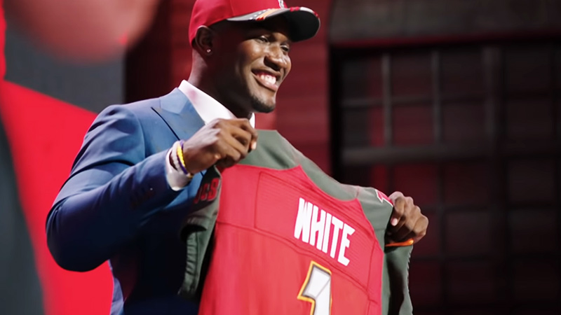 How Much Is Devin White Contract? - Metro League