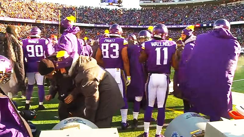 Nfl-Players-Wear-In-Cold-Weather