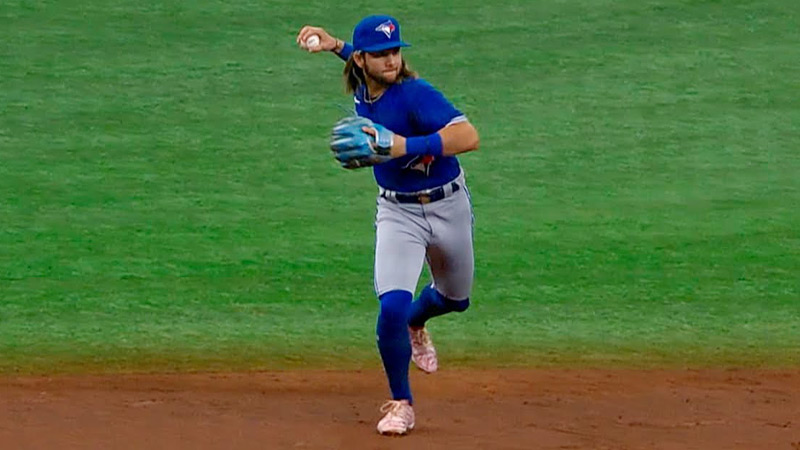 What Gloves Does Bo Bichette Use