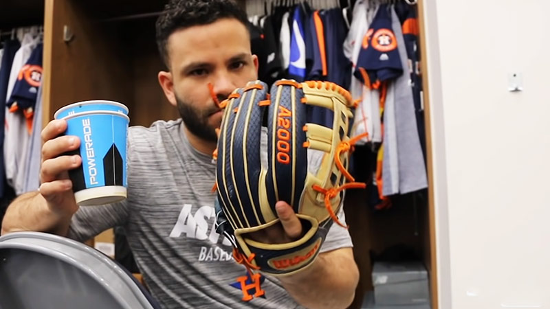 Glove-Does-Jose-Altuve